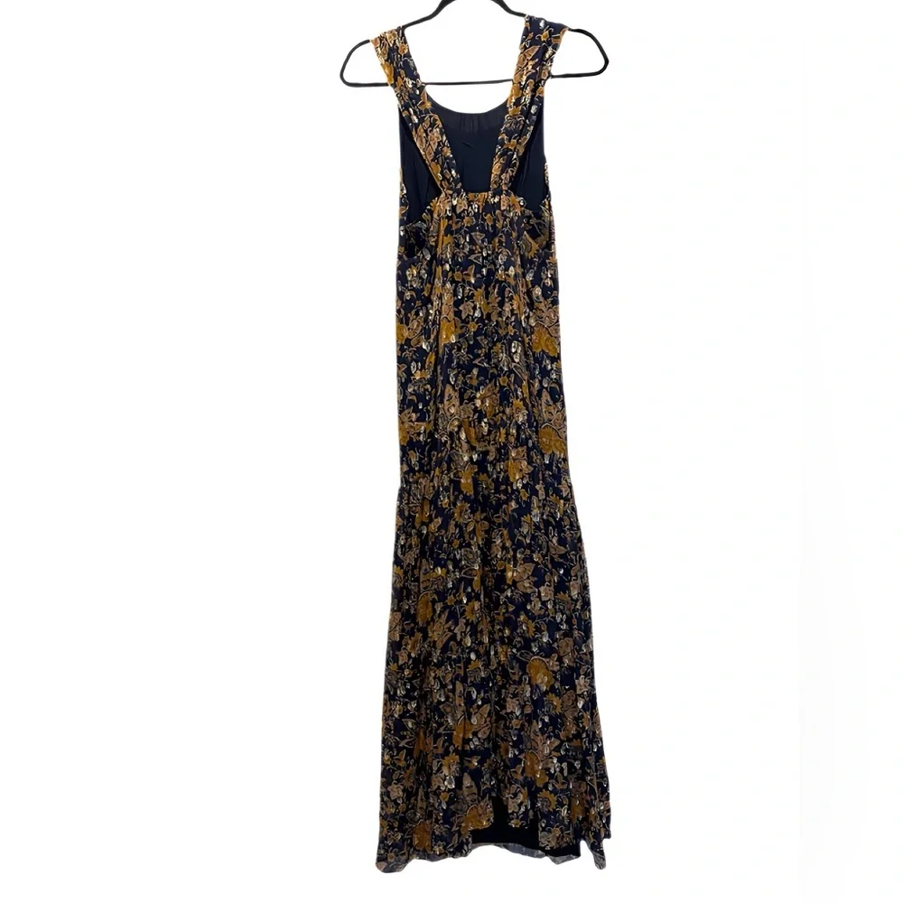 Sezane Maxi Dress in Elegant Black with Flowing Silhouette - Picture 9 of 13